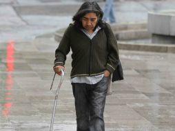 El deterioro de las funciones ejecutivas en los pacientes con el mal de Alzheimer, como comer y caminar no puede detenerse. NTX / ARCHIVO