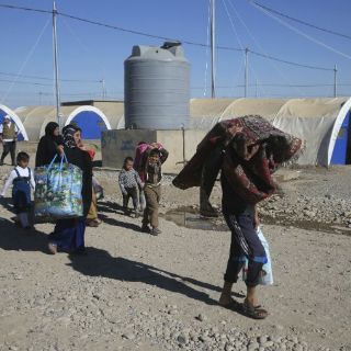 Calculan en 68 mil 100 el número de desplazados de Mosul