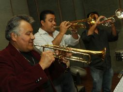 En México, cada año la plaza de Garibaldi se llena de mariachis que le cantan a su patrona durante horas. NTX / ARCHIVO