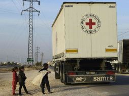 Aunque diversas organizaciones buscan ayudar a los civiles, la atención a veces resulta insuficiente. AFP / M. Taha