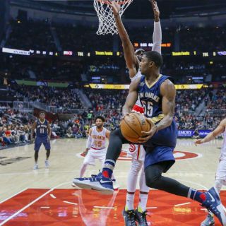 Pelicans se impone a Hawks