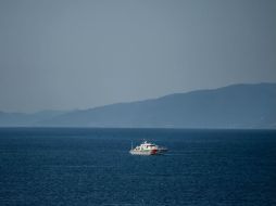 El bote navegaba en aguas del puerto de Folskestone, cerca de la ciudad de Dover. AFP / ARCHIVO