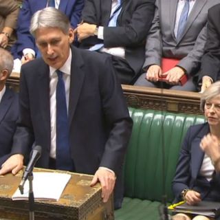 Reducen crecimiento de economía británica por 'Brexit'