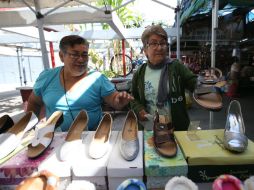 Elisa y Teresa explican que en el antiguo espacio sufrían robo y vandalismo y están contentas con la nueva ubicación. EL INFORMADOR / R. Tamayo