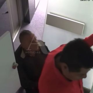 Aristegui Noticias denuncia robo de computadora de investigaciones