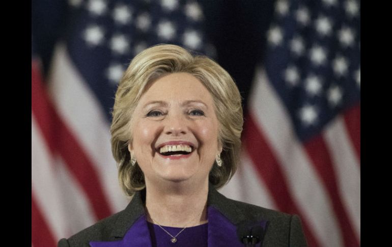 La campaña de Clinton no respondió si hará la petición del recuento antes de que venza el plazo. AP / M. Rourke