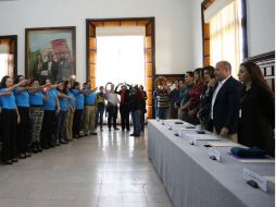 Toma de protesta quienes integrarán las nuevas Unidades Especializadas para el Modelo Único de Atención a Mujeres Víctimas de Violencia FACEBOOK / GuadalajaraGob