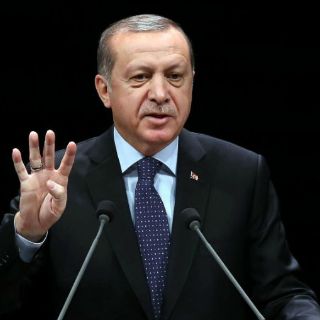 Piden a la UE suspender negociación para adherir a Turquía