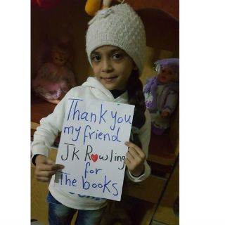 J.K. Rowling envía libros de 'Harry Potter' a niña siria