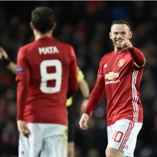 Manchester golea a Feyenoord y sigue vivo en Europa League