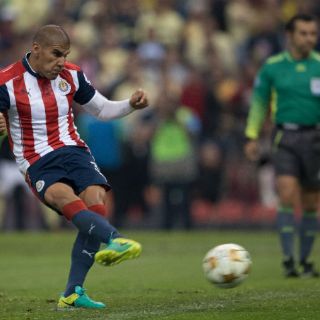 Chivas se trae valioso empate