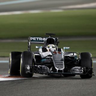 Hamilton lidera primeras prácticas en Abu Dhabi