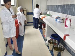 A causa de la escasez de agua, se postergan cirugías en los hospitales de Bolivia. AFP / A. Raldes