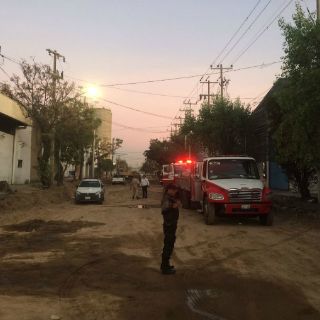 Controlan fuga de gas natural en la Zona Industrial