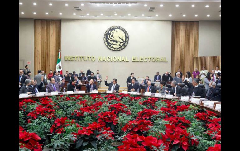 La Comisión resolvió una tutela para evitar que el medio continúe con las inserciones, a fin de evitar violar la ley electoral. TWITTER / @INEMexico