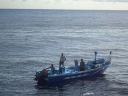La búsqueda de la persona desaparecida fue suspendida durante la noche y reanudada el domingo en el puerto. EFE / ARCHIVO