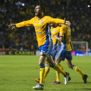 Tigres golea a Pumas y es el primer semifinalista