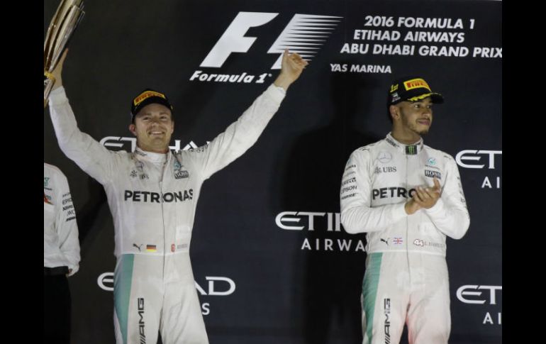 En las vueltas finales, Rosberg resistió el acoso postrero de su compatriota Sebastian Vettel. AP / L. Bruno