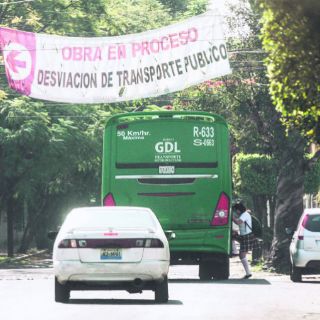 Señalan deterioro en rutas alternas a obras de Línea 3