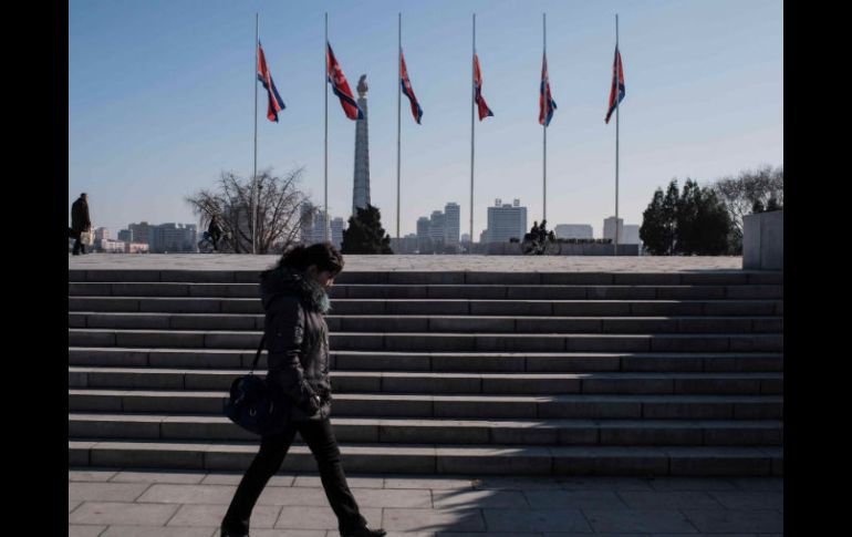 Las banderas de edificios oficiales ondearán a media asta en homenaje a Castro. AFP / E. Jones