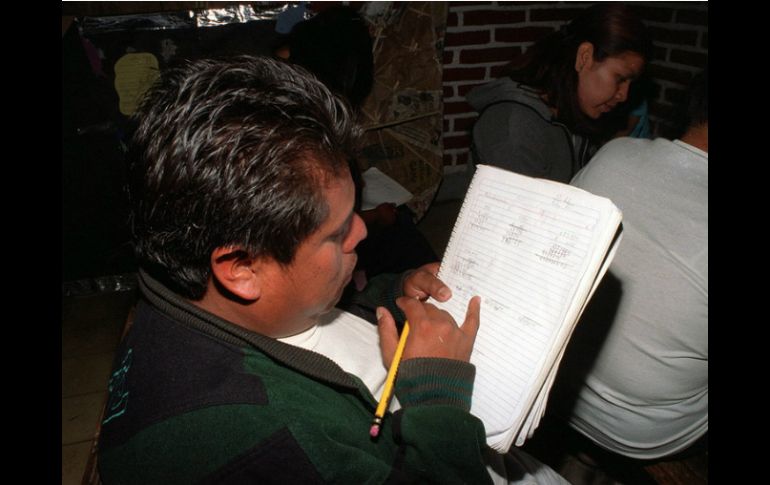Héctor Mauricio López refiere que en el 2015 se logró la cifra de un millón 100 mil mexicanos que superaron rezago educativo. EL INFORMADOR / ARCHIVO