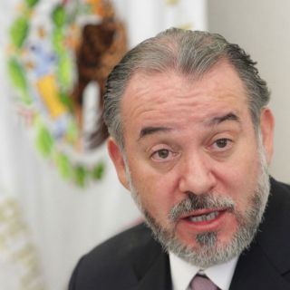 Peña propone que procurador no se convierta en fiscal general