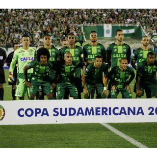 Atlético Nacional pide título de Copa para Chapecoense