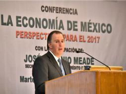 Meade señala que es importante ''estar permanentemente atento frente a los riesgos que tenemos a la alza y a la baja''. TWITTER / @JoseAMeadeK