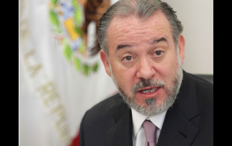 Un comunicado señala que Raúl Cervantes reafirma su respeto al Constituyente Permanente sobre la propuesta de Peña. EFE / ARCHIVO