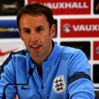 Inglaterra designa a Gareth Southgate como entrenador
