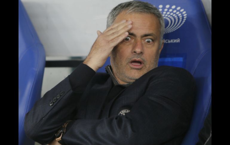 Mourinho no dirigirá este mismo miércoles al ManU en el partido de cuartos de final de la Copa de la Liga ante el West Ham. AP / ARCHIVO