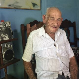 Fidel logró lo que quería: medio hermano de Castro