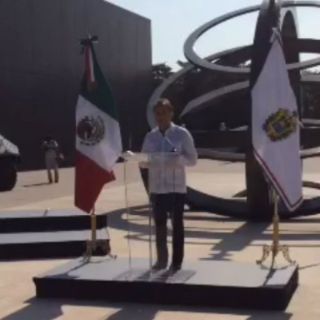 Yunes presenta su gabinete como electo gobernador de Veracruz