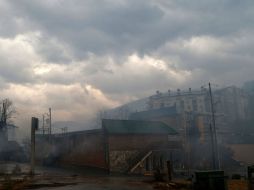 El fuego se extendió el lunes del Parque Nacional Great Smoky Mountains a las localidades turísticas de Gatlinburg y Pigeon Forge. EFE / B. Blanco
