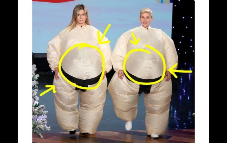 Jennifer Aniston y Ellen participaron en un juego para el que tuvieron que disfrazarse como luchadores de sumo. INSTAGRAM / theellenshow