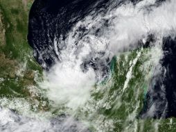 Un caso singular fue el huracán “Otto”, que se formó en el Atlántico, impactó y cruzó Centroamérica y salió en el Pacífico. NTX / ARCHIVO