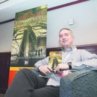 James Dashner y el fin del laberinto