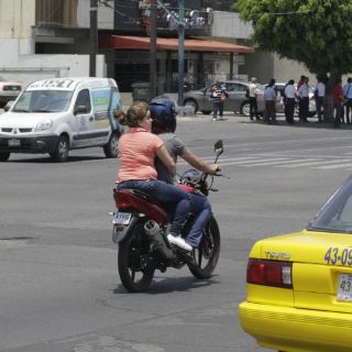 Alza en robo de motos dispara costo de seguros