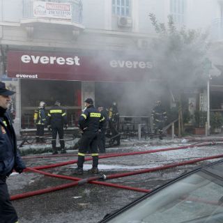 Explosión en una cafetería de Atenas deja una muerta