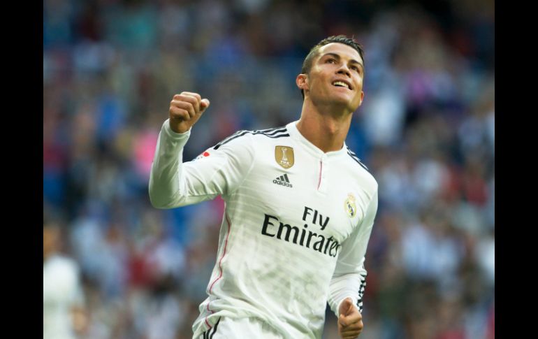 Cristiano Ronaldo juega en el Real Madrid desde 2009, y es acérrimo rival deportivo del conjunto culé. MEXSPORT / ARCHIVO