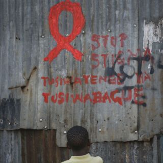 El mundo se acerca a primera generación libre de SIDA: Obama