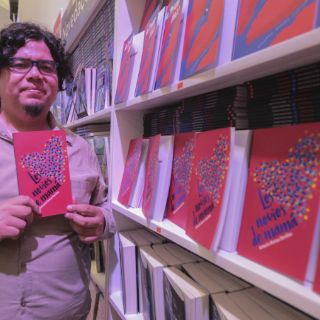 Presentarán libro juvenil 'Los Novios de Mamá'