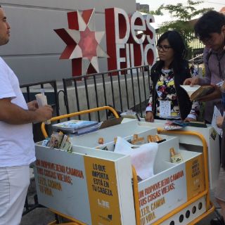 Un ropavejero en la FIL