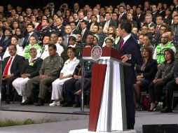 Respecto al salario mínimo, expresó que es la primera vez en 40 años que hay una recuperación real. TWITTER / @PresidenciaMX