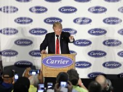 Trump habló brevemente de seguridad fronteriza en un discurso el jueves su visita a una planta de  Carrier, en Indiana. AP / D. Cummings