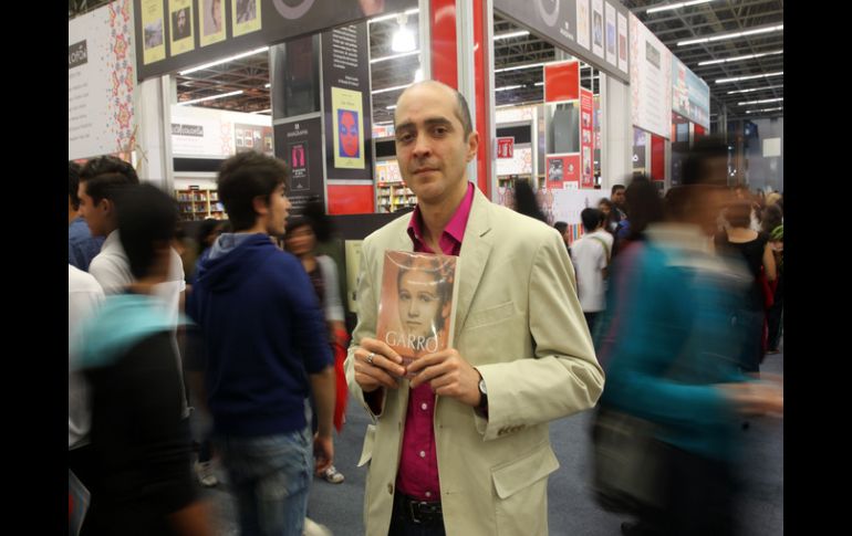 Geney Beltrán Félix, antologador, durante su visita a la FIL 2016. EL INFORMADOR / M. Vargas