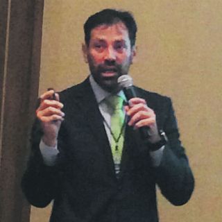 Telmex continúa impulsando la educación