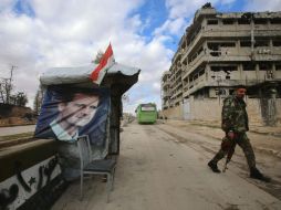 Fueron también bombardeadas las poblaciones de Yisr al Shugur, Jan Shaijuj, Al Tamanaa, Kafer Sechna y Yeish. AFP / Y. Karwashan