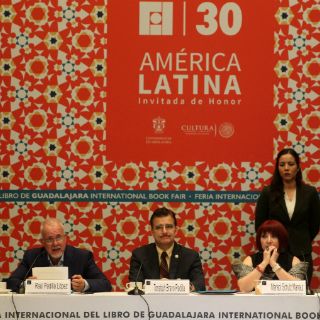 La FIL 2016 recibe 813 mil visitantes