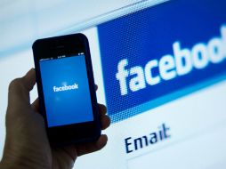 Facebook es la principal plataforma utilizada entre los mexicanos, con una preferencia de 98 por ciento. AFP / ARCHIVO